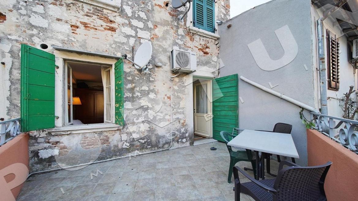 Villa Augusta Ferri روفينج المظهر الخارجي الصورة